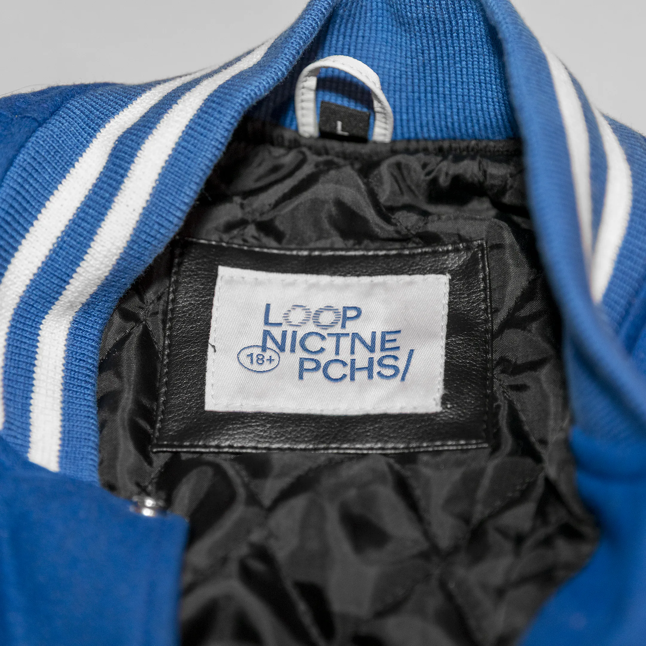 loop-varsity-jacket-collegejacke-merch-unisex image 3